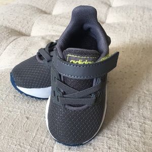 Adidas infant Boys Sneakers